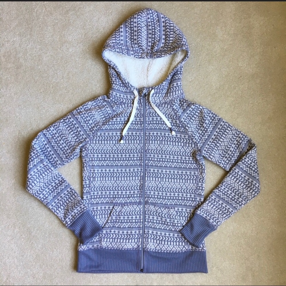 SALE Fuzzy Aztec winter zip up sweatshirt